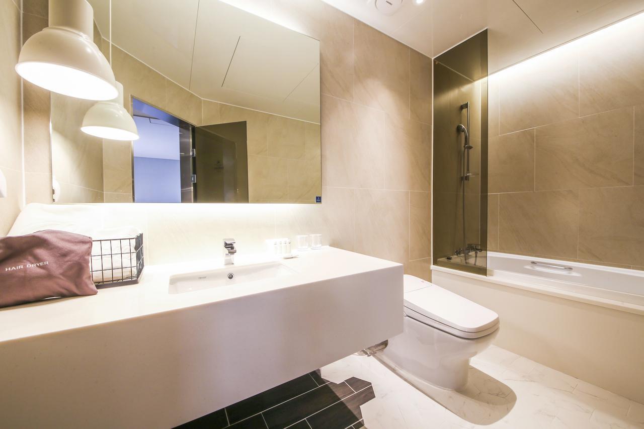 Hotel Londoner Hwamyeong Busan Extérieur photo