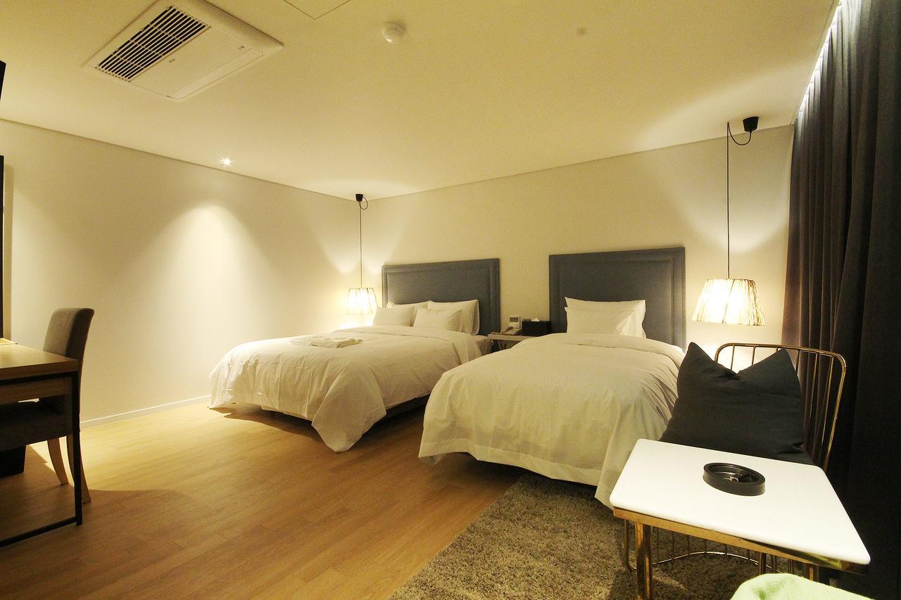 Hotel Londoner Hwamyeong Busan Extérieur photo