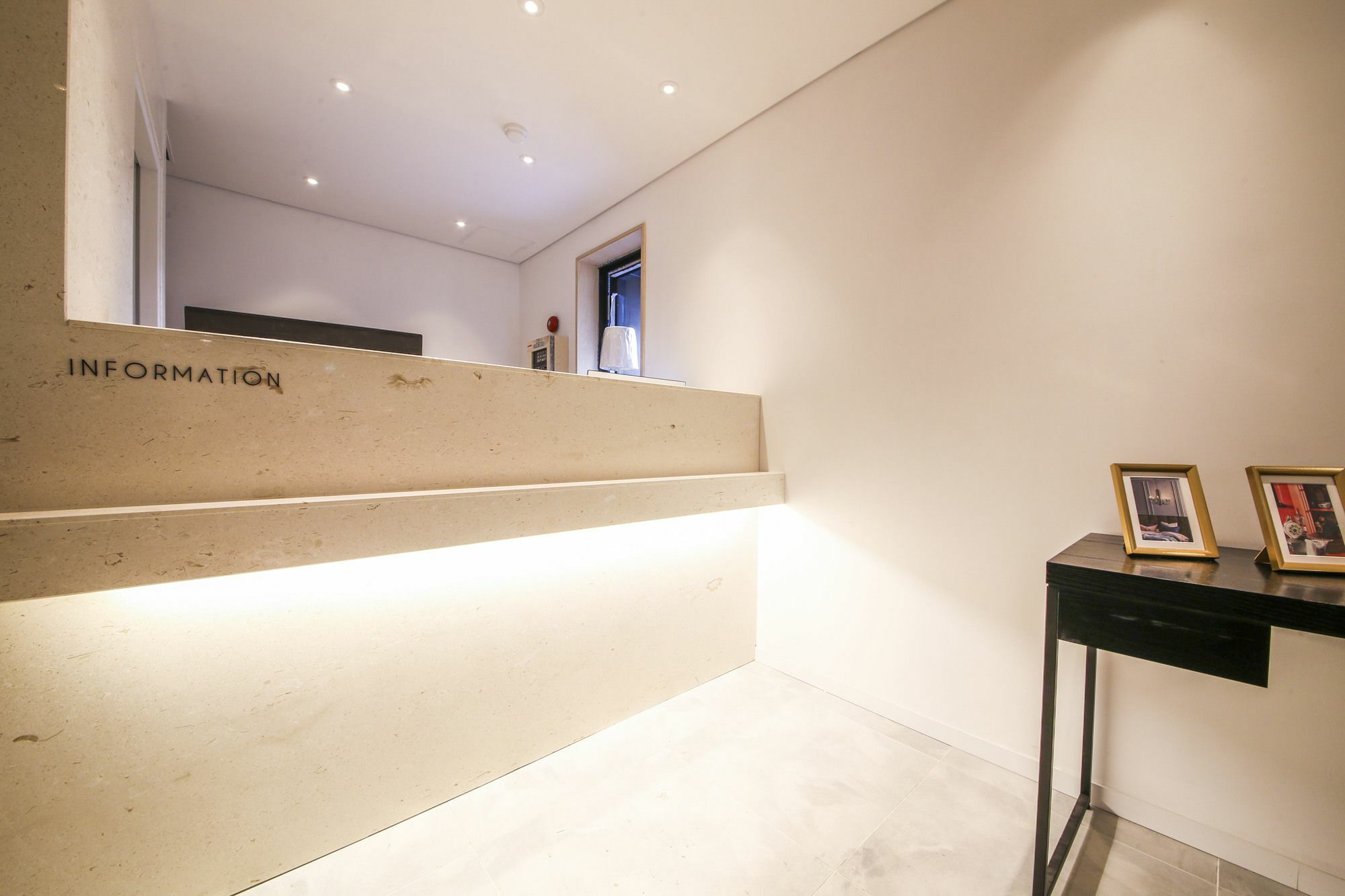 Hotel Londoner Hwamyeong Busan Extérieur photo