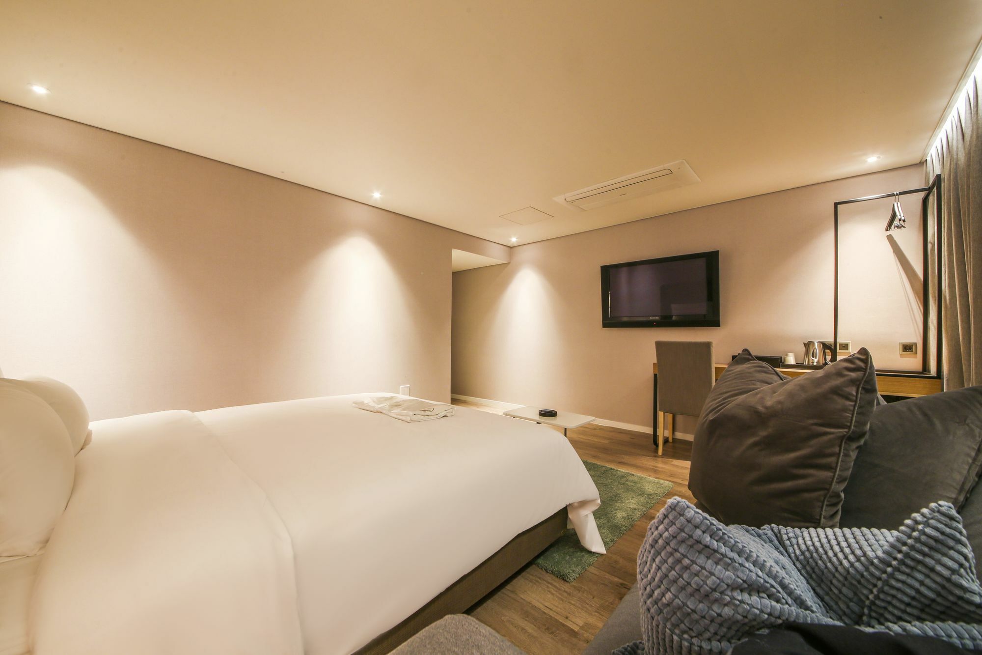 Hotel Londoner Hwamyeong Busan Extérieur photo