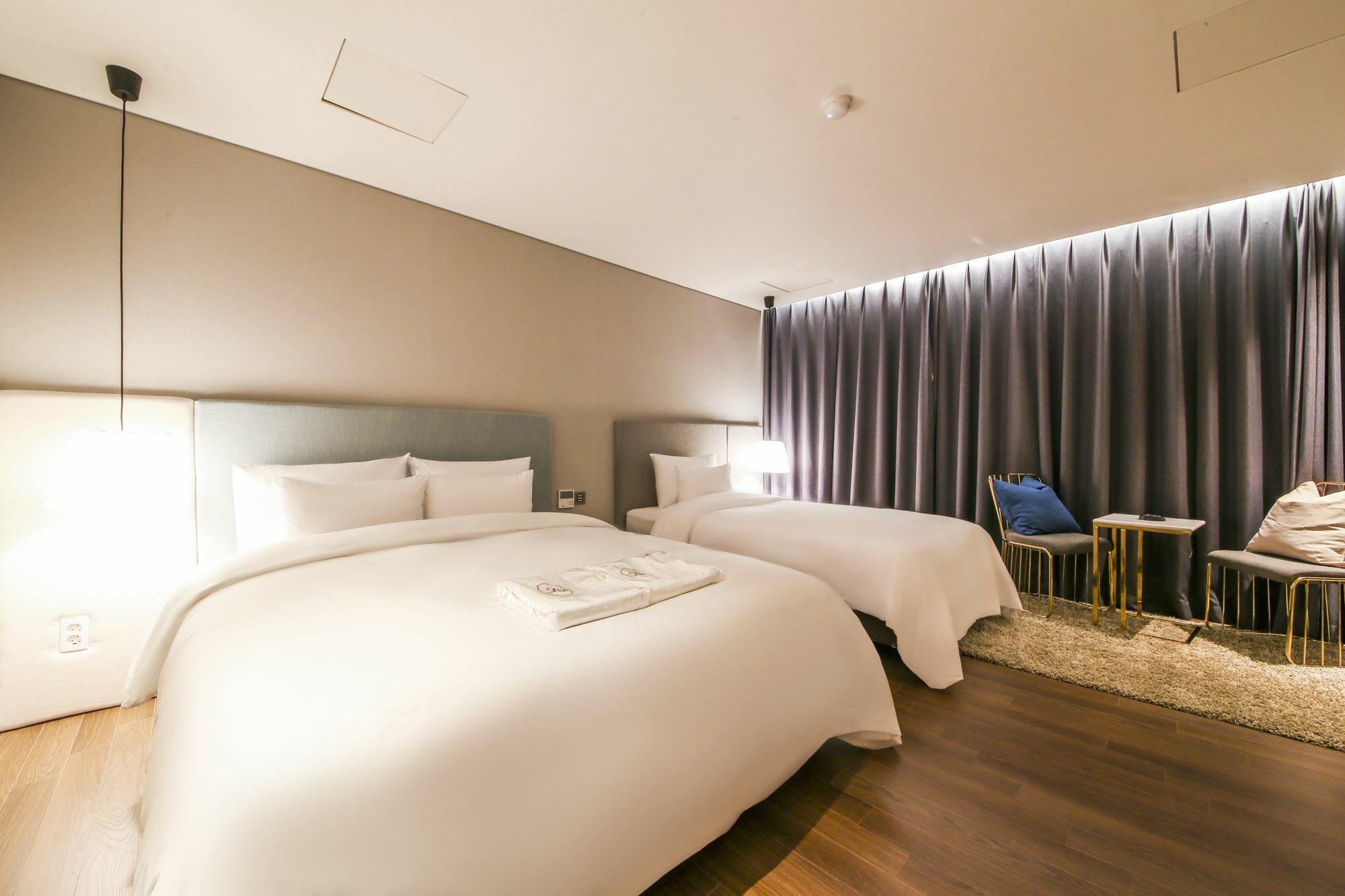 Hotel Londoner Hwamyeong Busan Extérieur photo