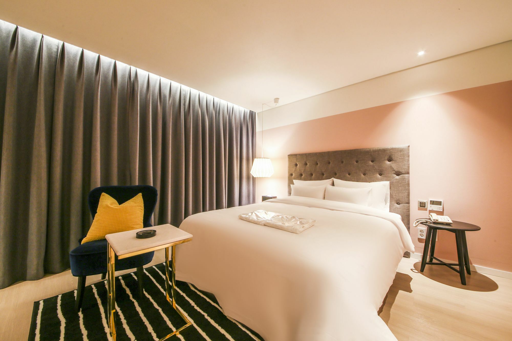 Hotel Londoner Hwamyeong Busan Extérieur photo