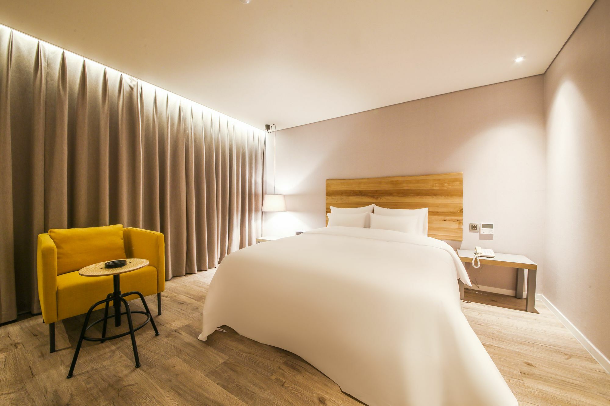 Hotel Londoner Hwamyeong Busan Extérieur photo