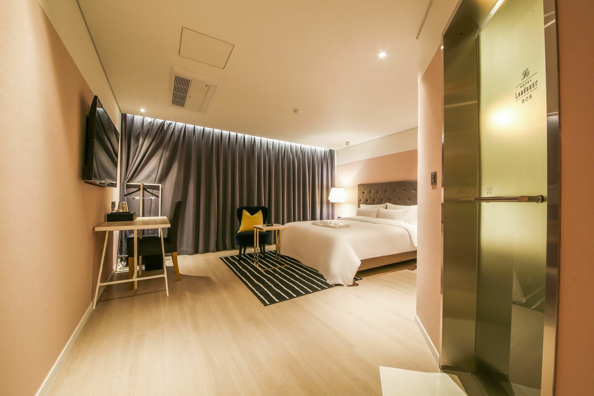 Hotel Londoner Hwamyeong Busan Extérieur photo