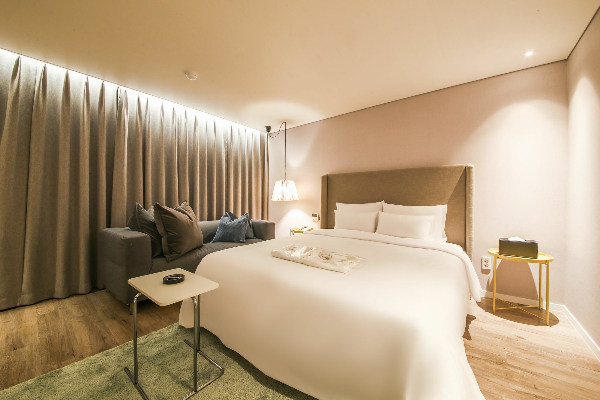 Hotel Londoner Hwamyeong Busan Extérieur photo